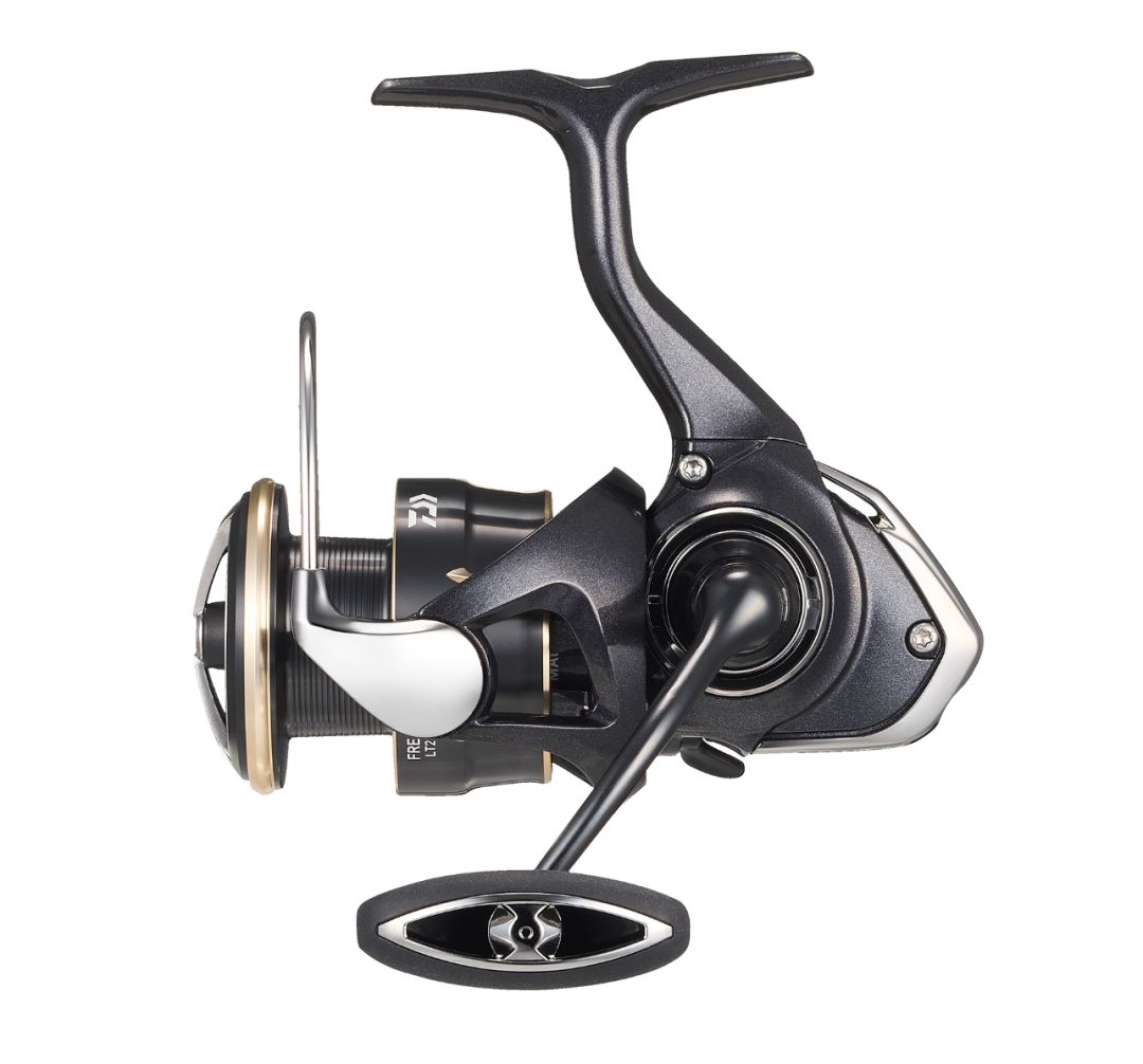 DAIWA 26 FREAMS LT 4000 C MAKARA